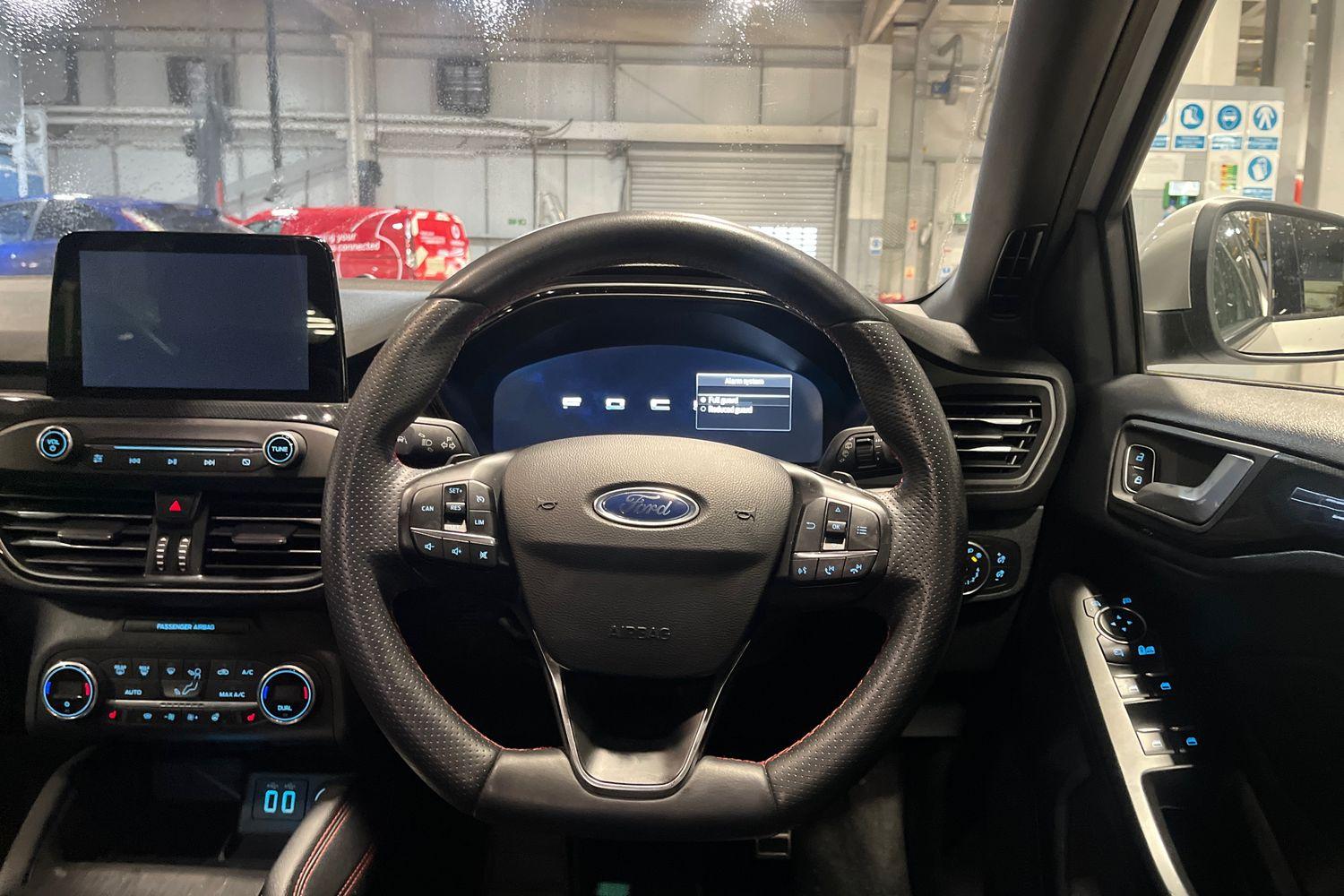 Ford Focus Photo 11