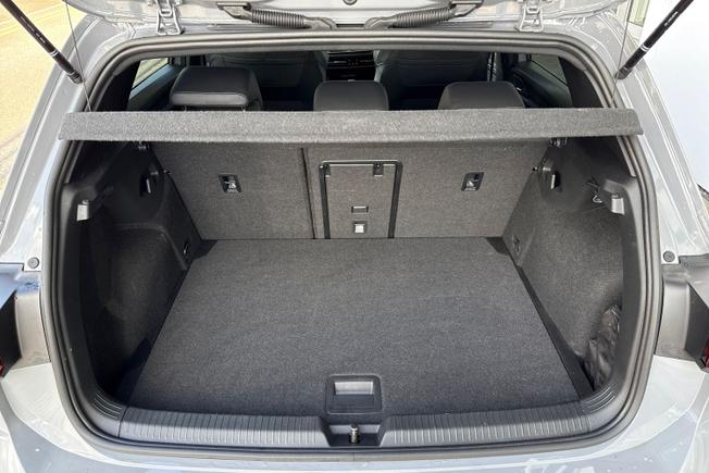 VOLKSWAGEN Golf Photo 12