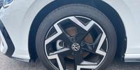 Volkswagen Golf Photo 23