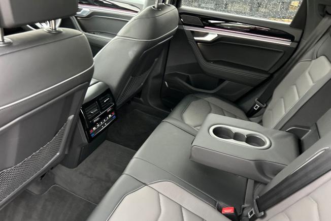 VOLKSWAGEN Touareg Photo 53