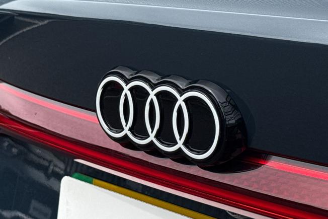 AUDI A6 E-Tron Sportback Photo 43