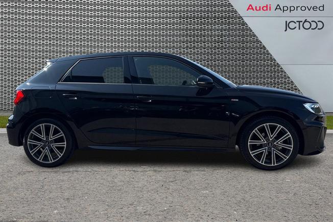 Audi A1 Photo 4