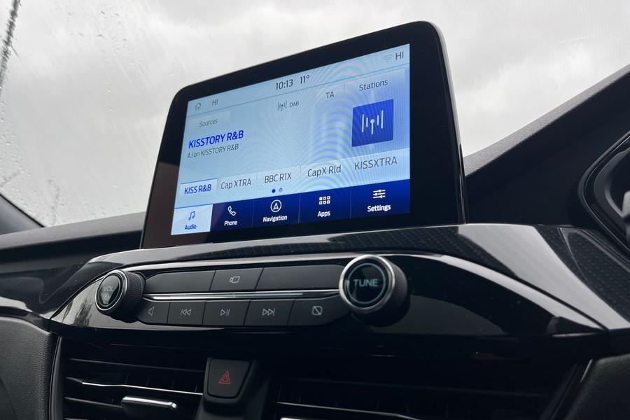 Ford KUGA Photo autoimg-92ebc75c1559e181cd5b063d2f21e7fc13f11246.jpg
