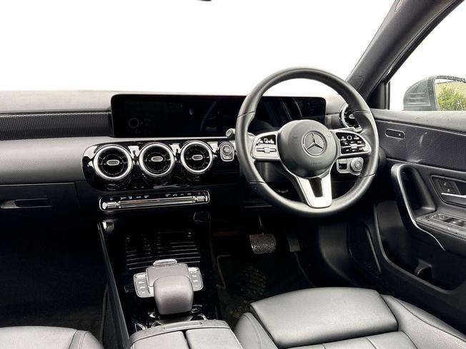 MERCEDES-BENZ A Class Photo 11