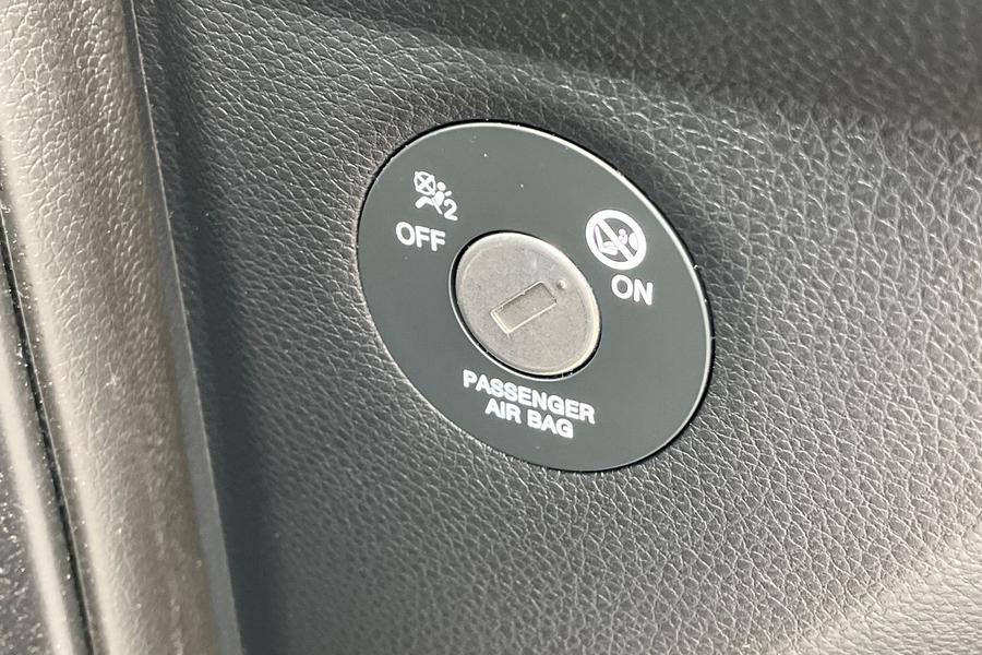 Kia STONIC Photo autoimg-92ede1c4a72695167fa41234fc5fbece2bb225a2.jpg