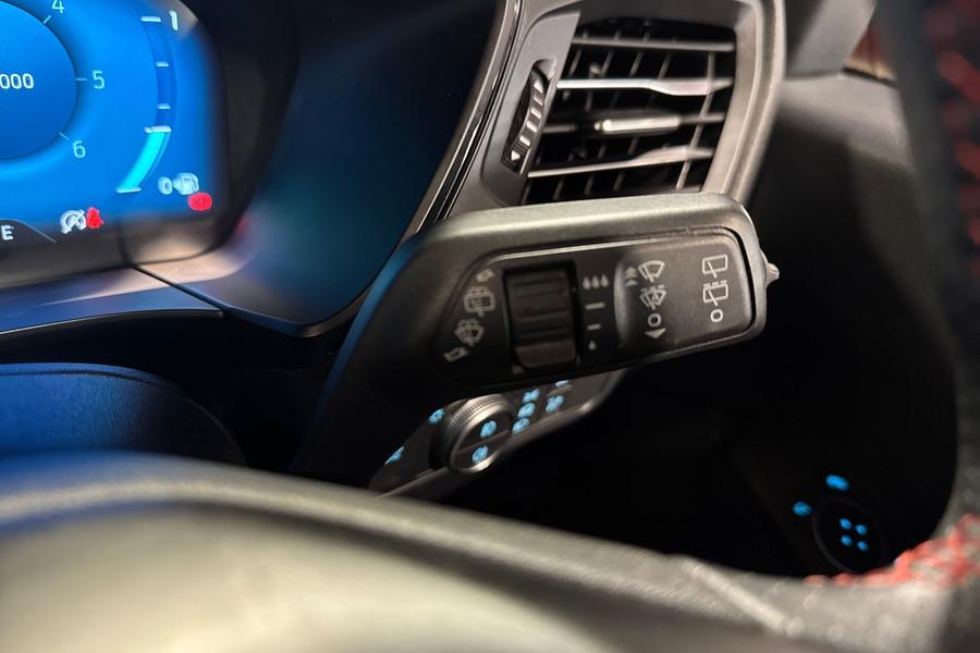 Ford KUGA Photo autoimg-92ee36d7e44c3d2e92067220454b87ba83e5929b.jpg