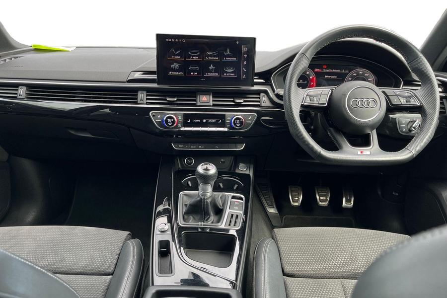 Audi A4 Photo autoimg-92f3248f66237863940a3504844914b430f562aa.jpg