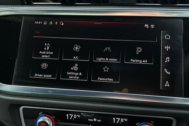 AUDI Q3 Photo 31
