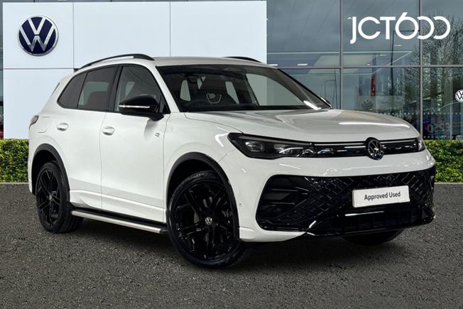 VOLKSWAGEN Tiguan Photo 1