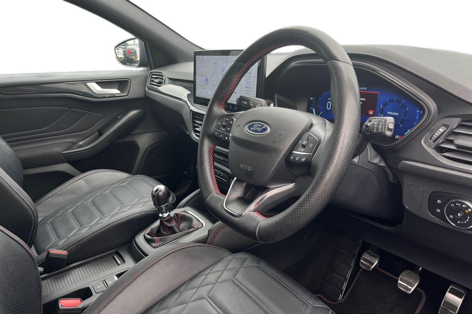 Ford FOCUS Photo 8