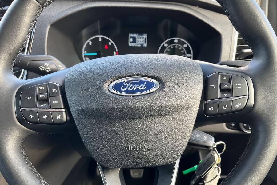 Ford TRANSIT CUSTOM Photo autoimg-92faa6b668684a175aa5b2e843c7ccd5565d0f34.jpg