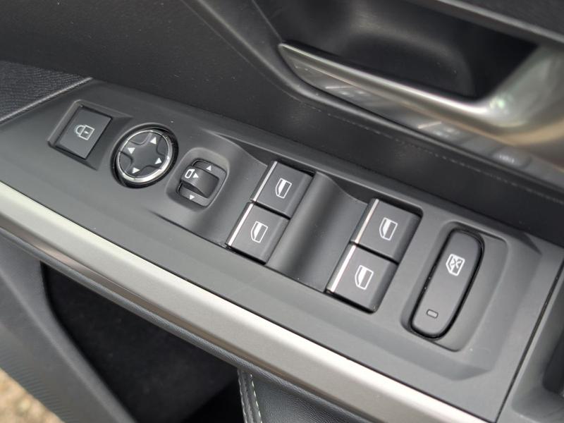 Used Peugeot 3008 KS25LBY 26