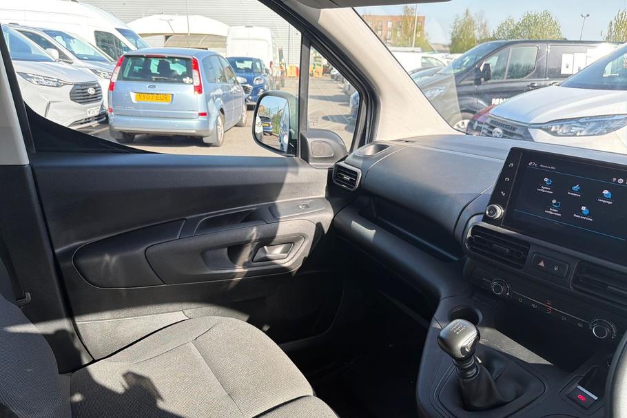 Used Citroen Berlingo MH23DJZ 38