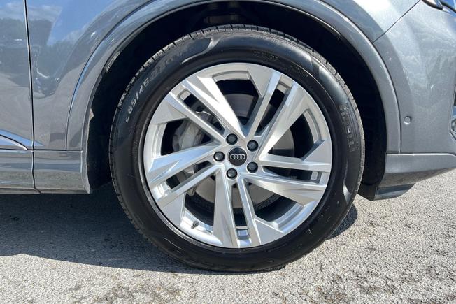 Audi Q7 Photo 5