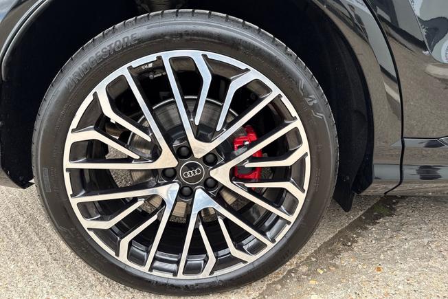 AUDI SQ5 Photo 31