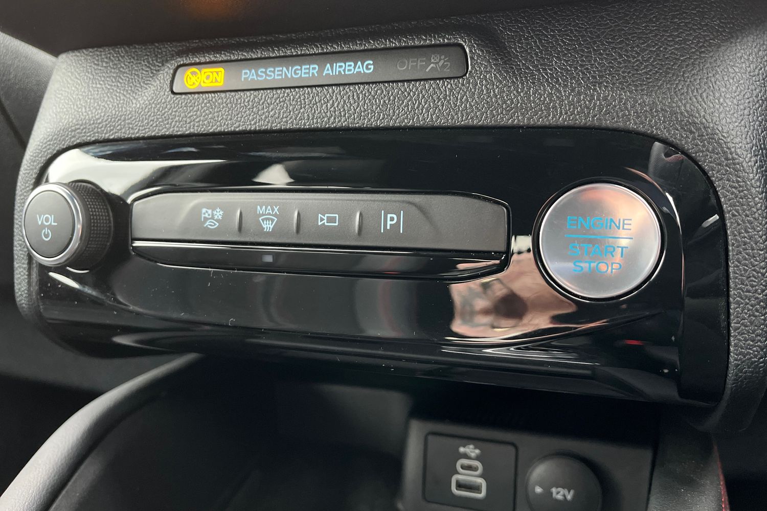 Ford Kuga Photo 30