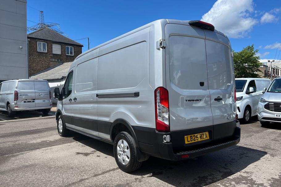Used Ford TRANSIT LB25RZA 33