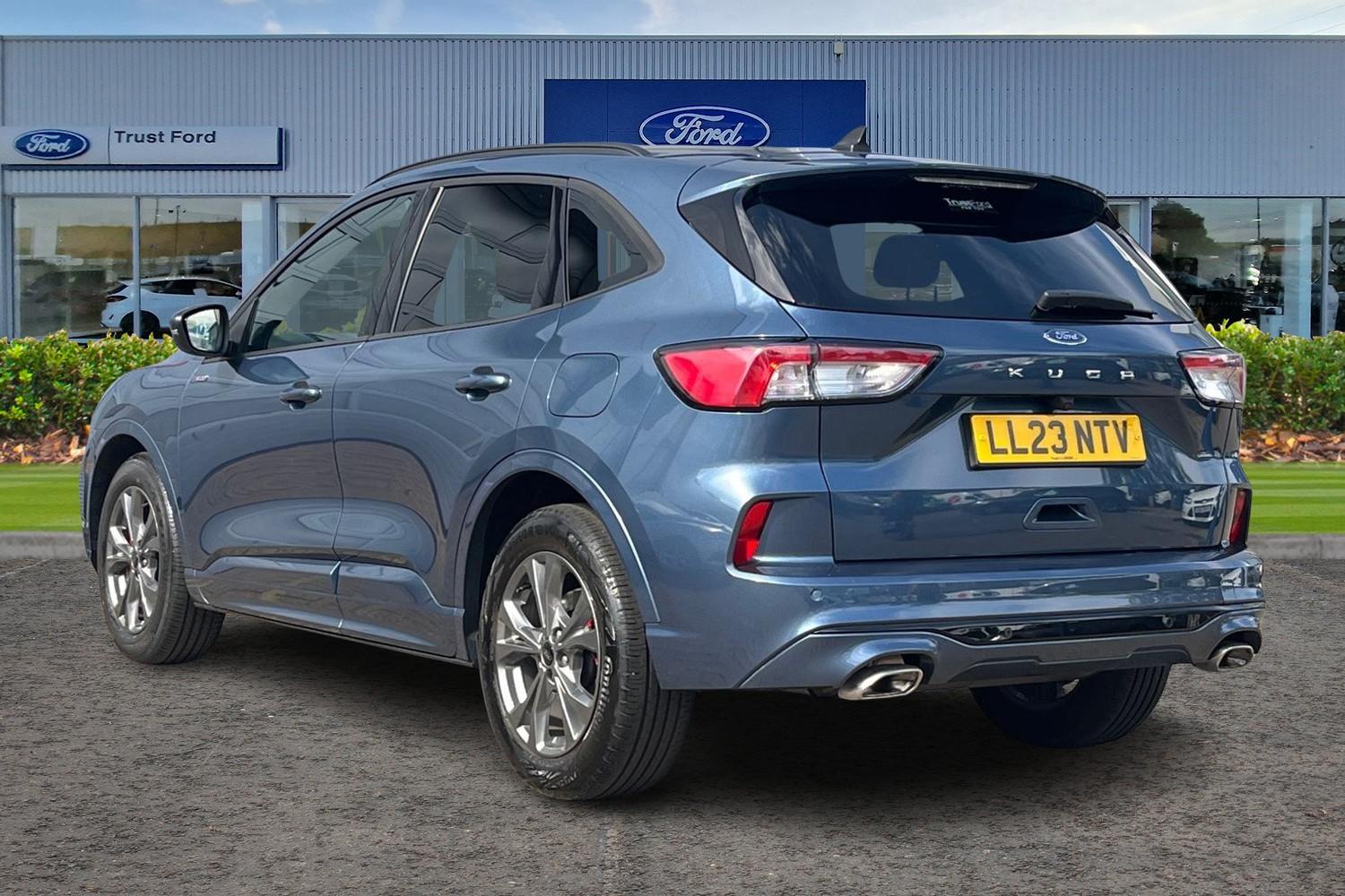 Ford KUGA Photo 1