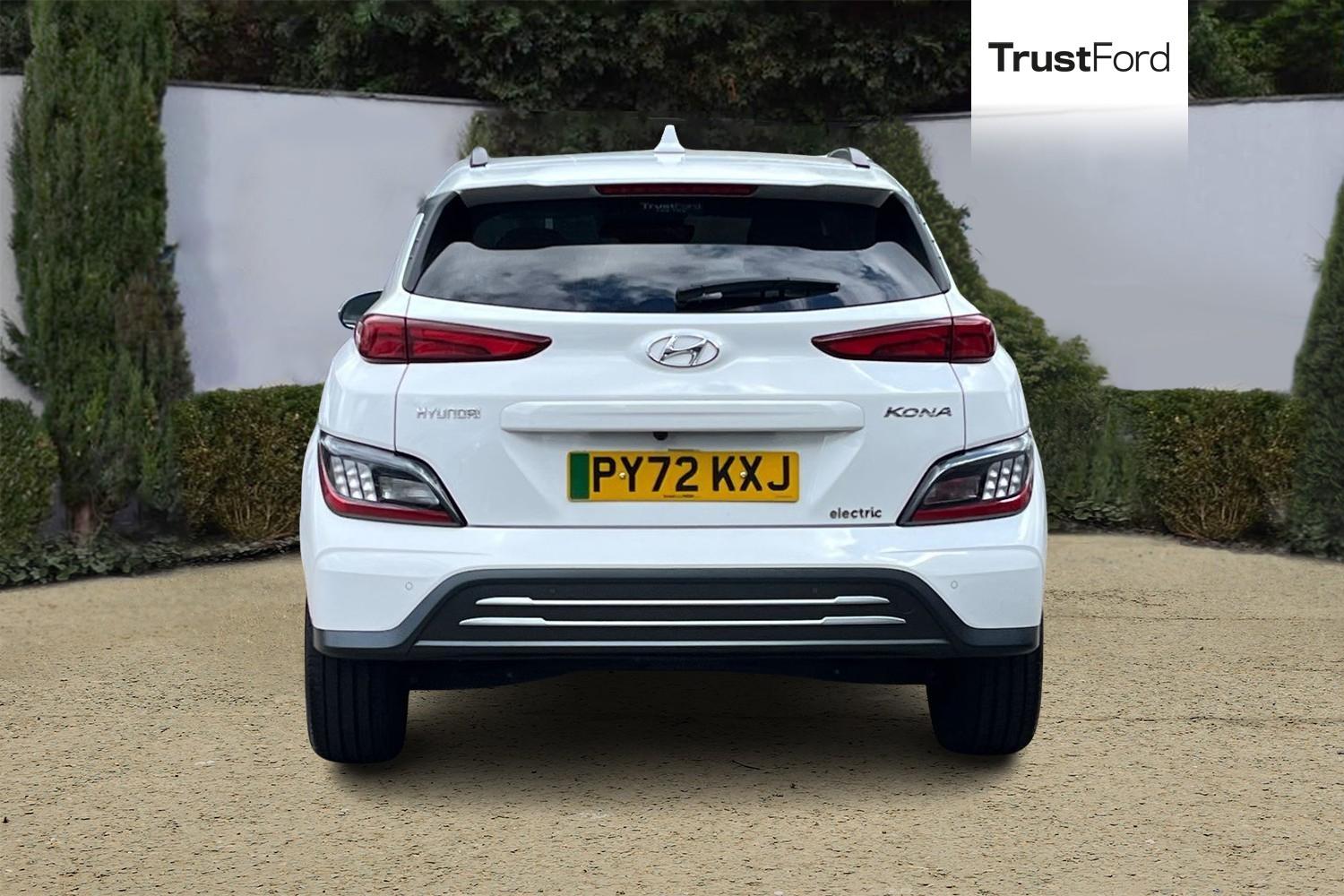 Hyundai KONA Photo 6