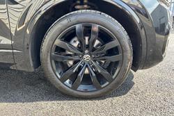 VOLKSWAGEN Touareg Photo 5