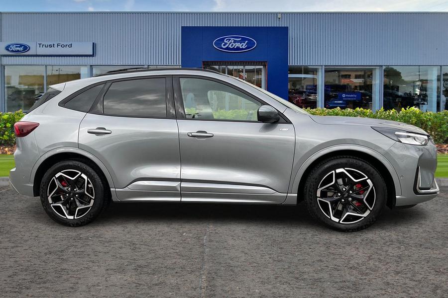 Ford Kuga Photo autoimg-93076b09b8c99eab71416f34c5804e7572bf05bc.jpg