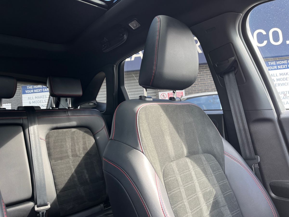 Ford Kuga Photo 39