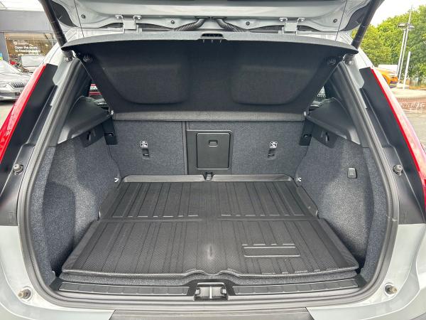 Volvo XC40 Photo autoimg-930a82e9f28dc48542e2aeeb98f3ad01a53c3ec1.jpg