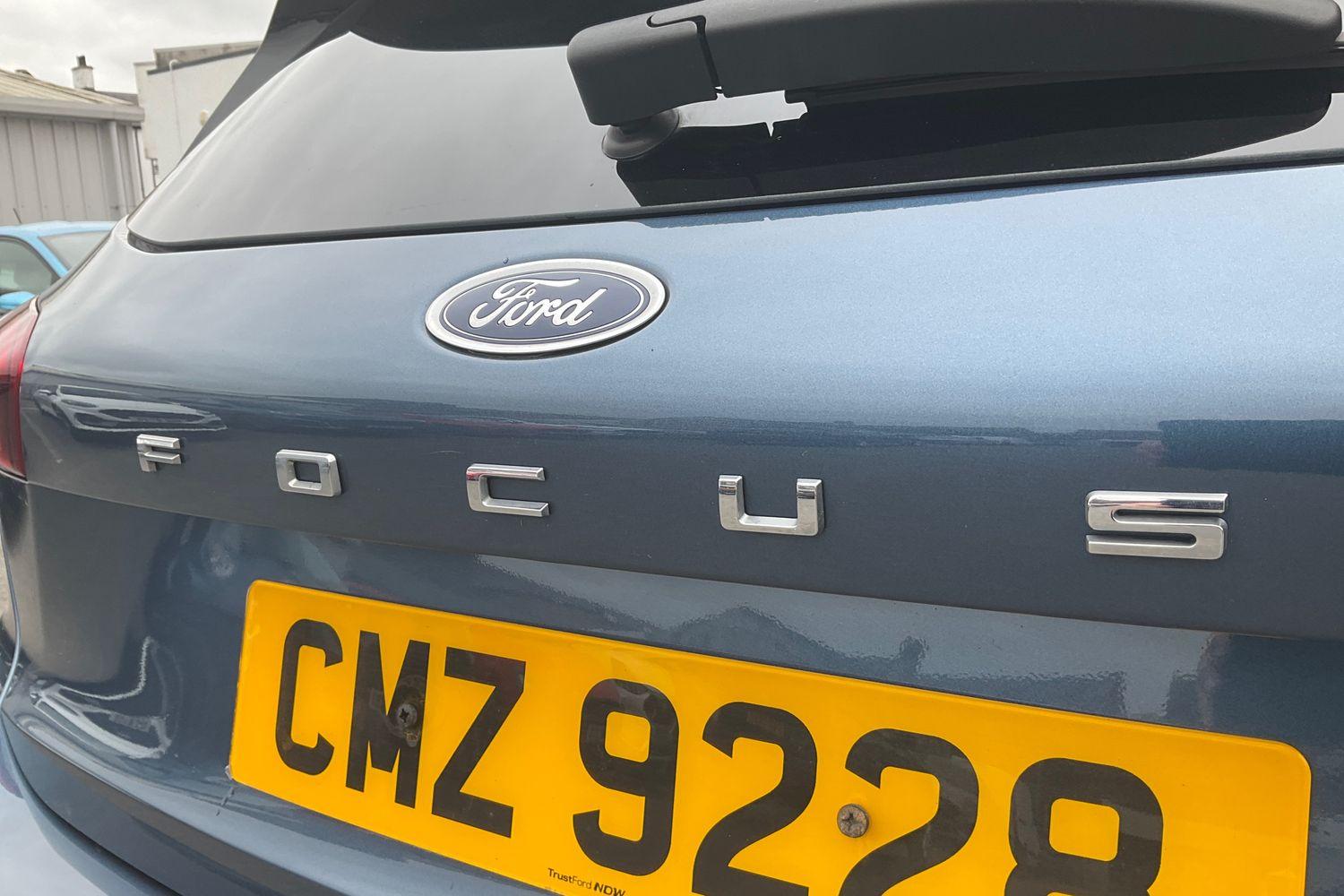 Ford Focus Photo 39
