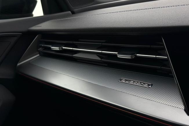 Audi S3 Photo 27