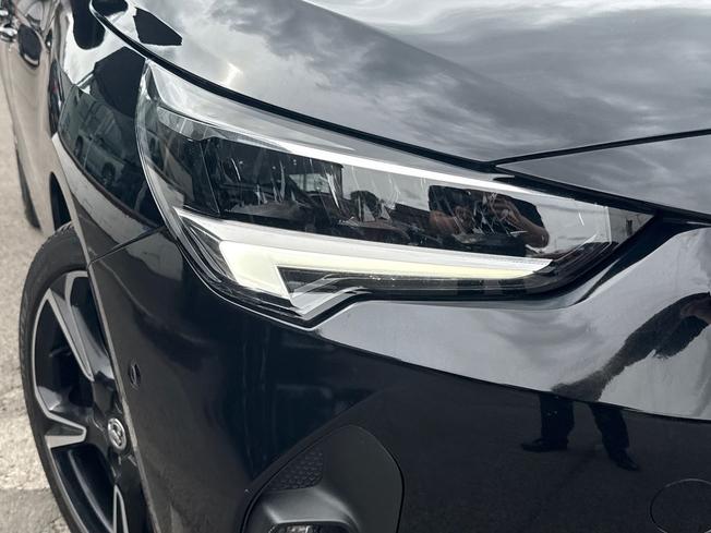 VAUXHALL Corsa Photo 19