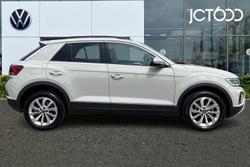 VOLKSWAGEN T-Roc Photo 4