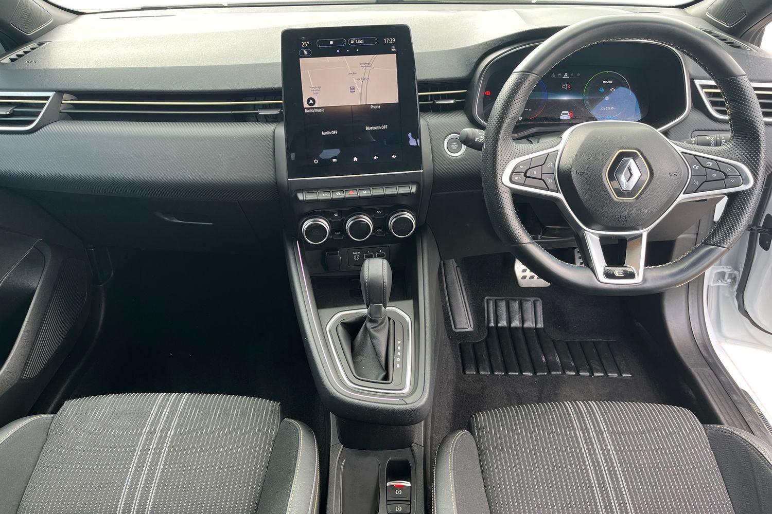 Renault CLIO Photo 9