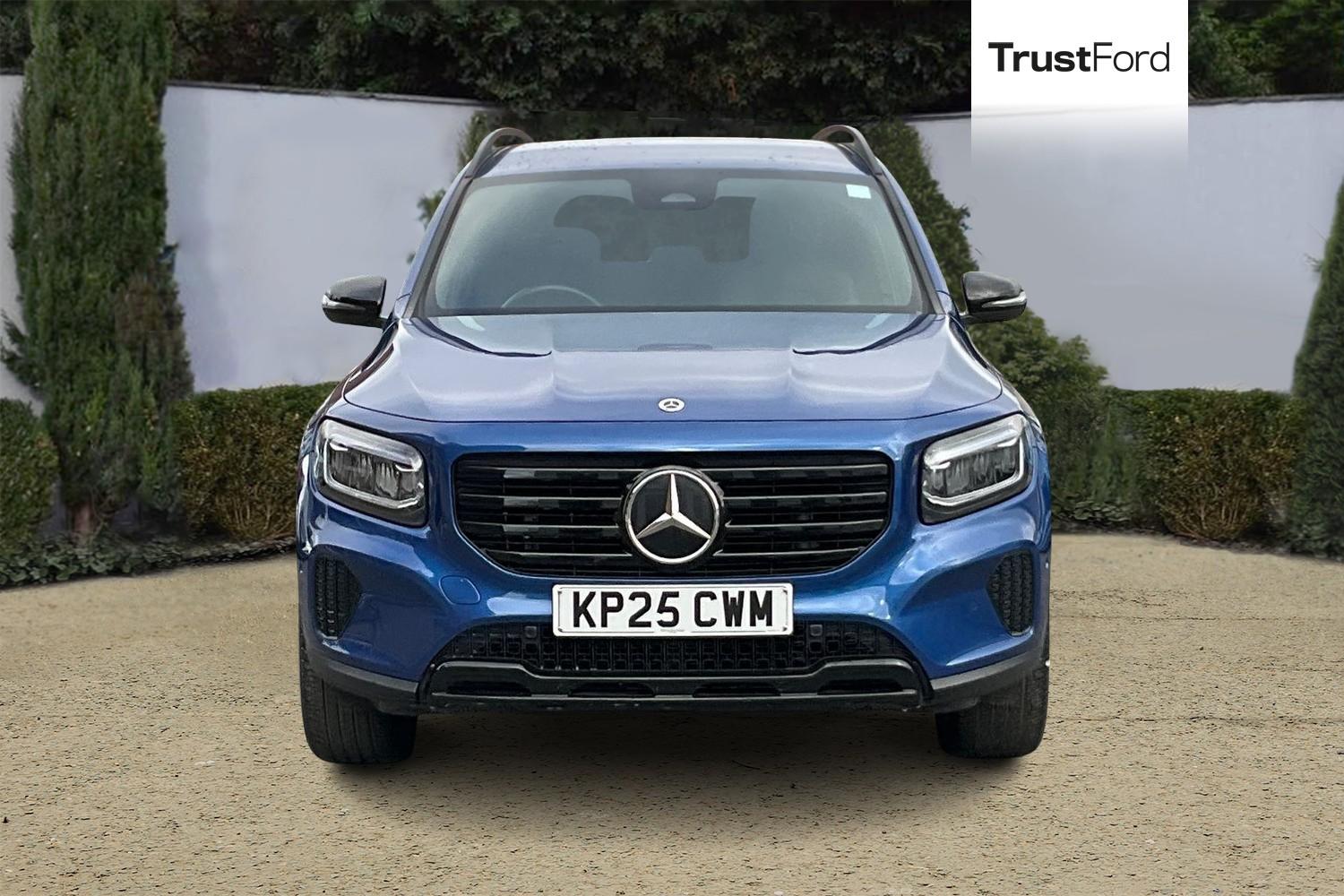 Mercedes-Benz GLB Photo 5