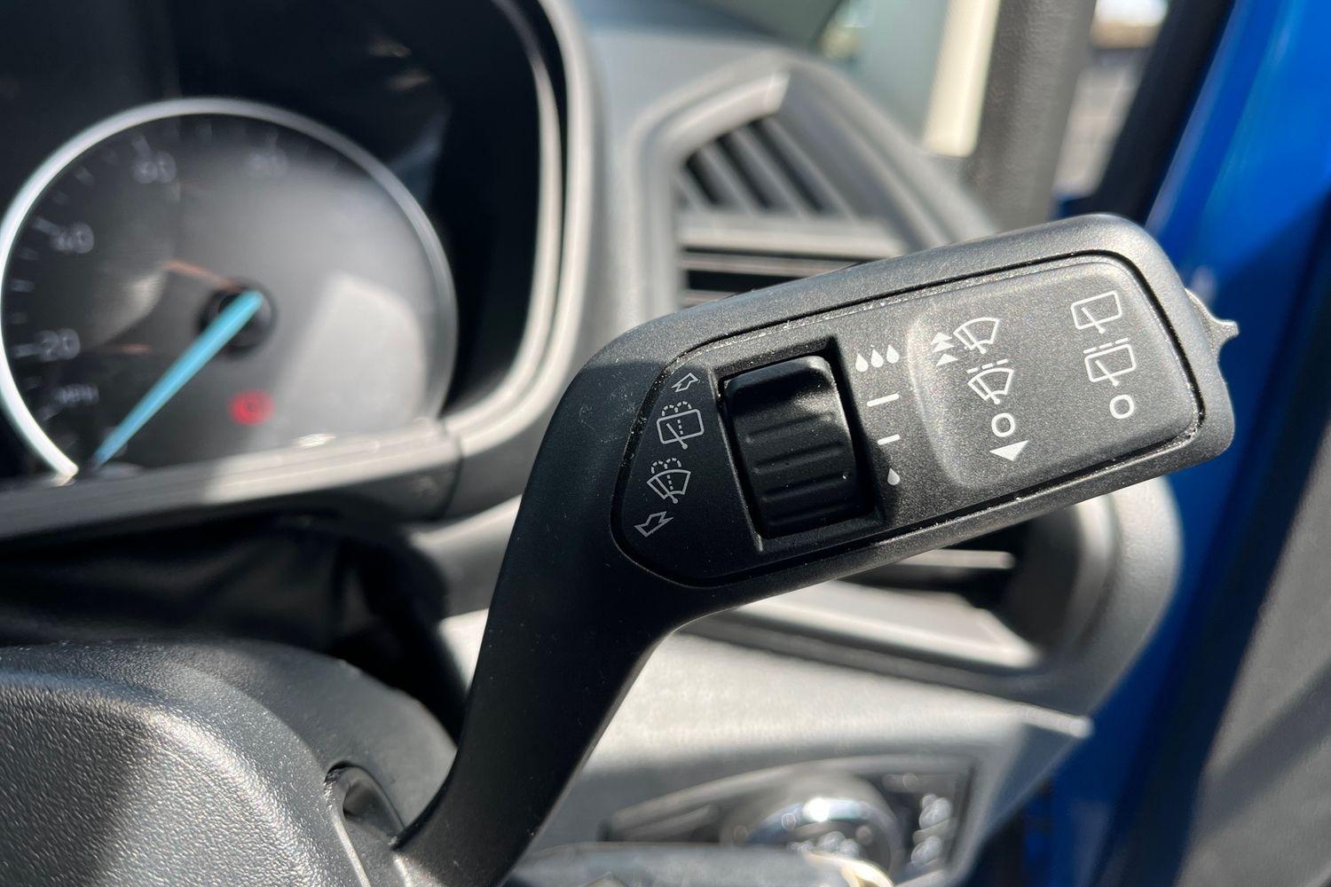 Ford EcoSport Photo 14