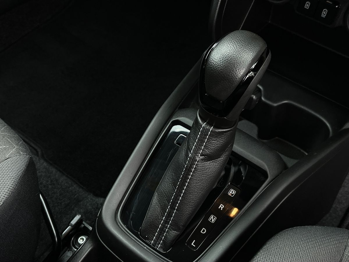 Suzuki Swift Photo 13