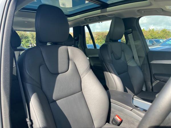 Volvo XC90 Photo autoimg-931de38a146bd66430690cfbccbf1f69fa01a73b.jpg