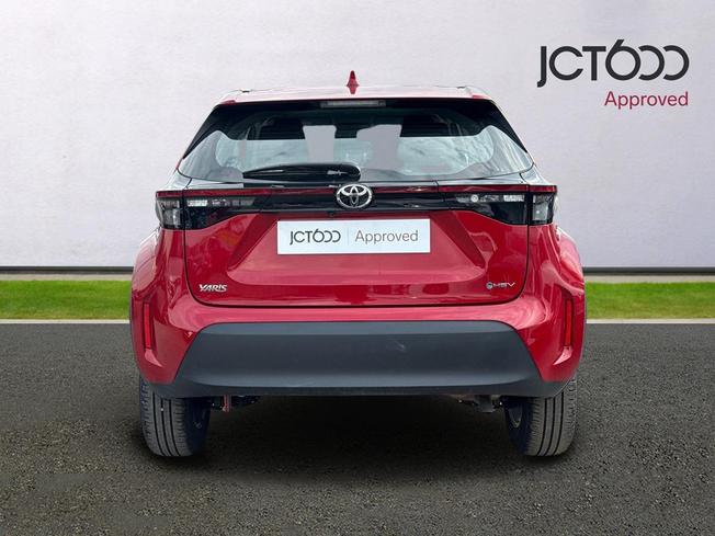 TOYOTA Yaris Cross Photo 7