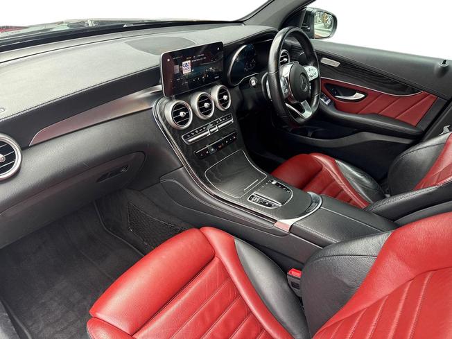 MERCEDES-BENZ GLC Photo 2