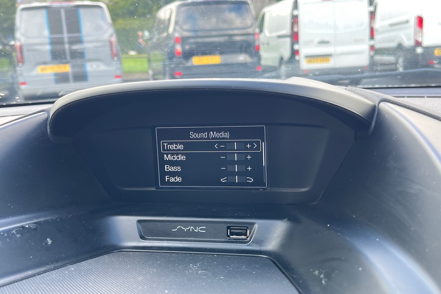 Ford Kuga Photo 32
