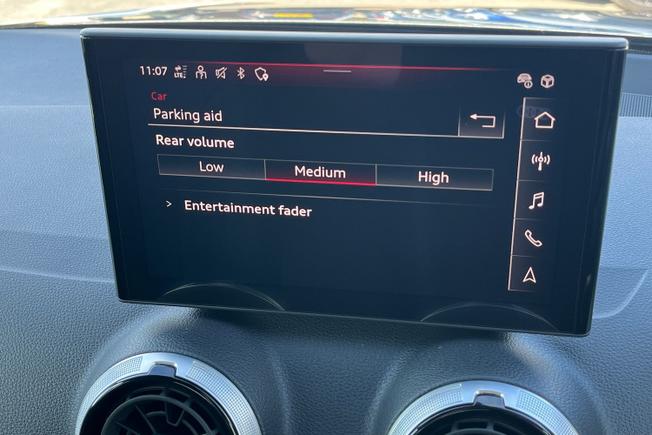 AUDI  Q2  Photo 31