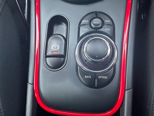 MINI COUNTRYMAN Photo 22