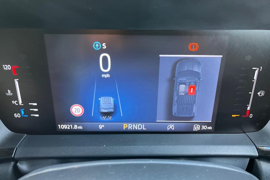 Used Ford TRANSIT COURIER 17