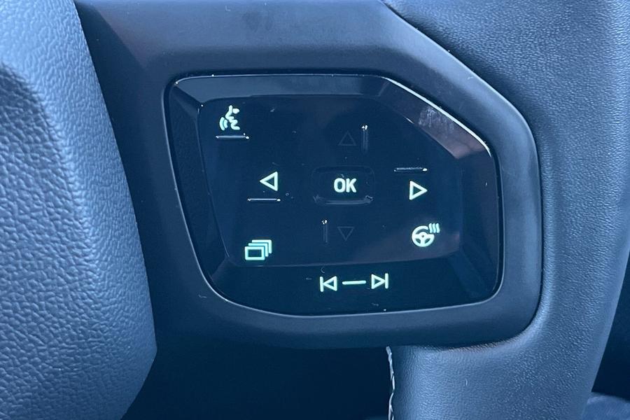 Ford Explorer Photo autoimg-934854539f918013a4be780a7008270fd12efbe3.jpg