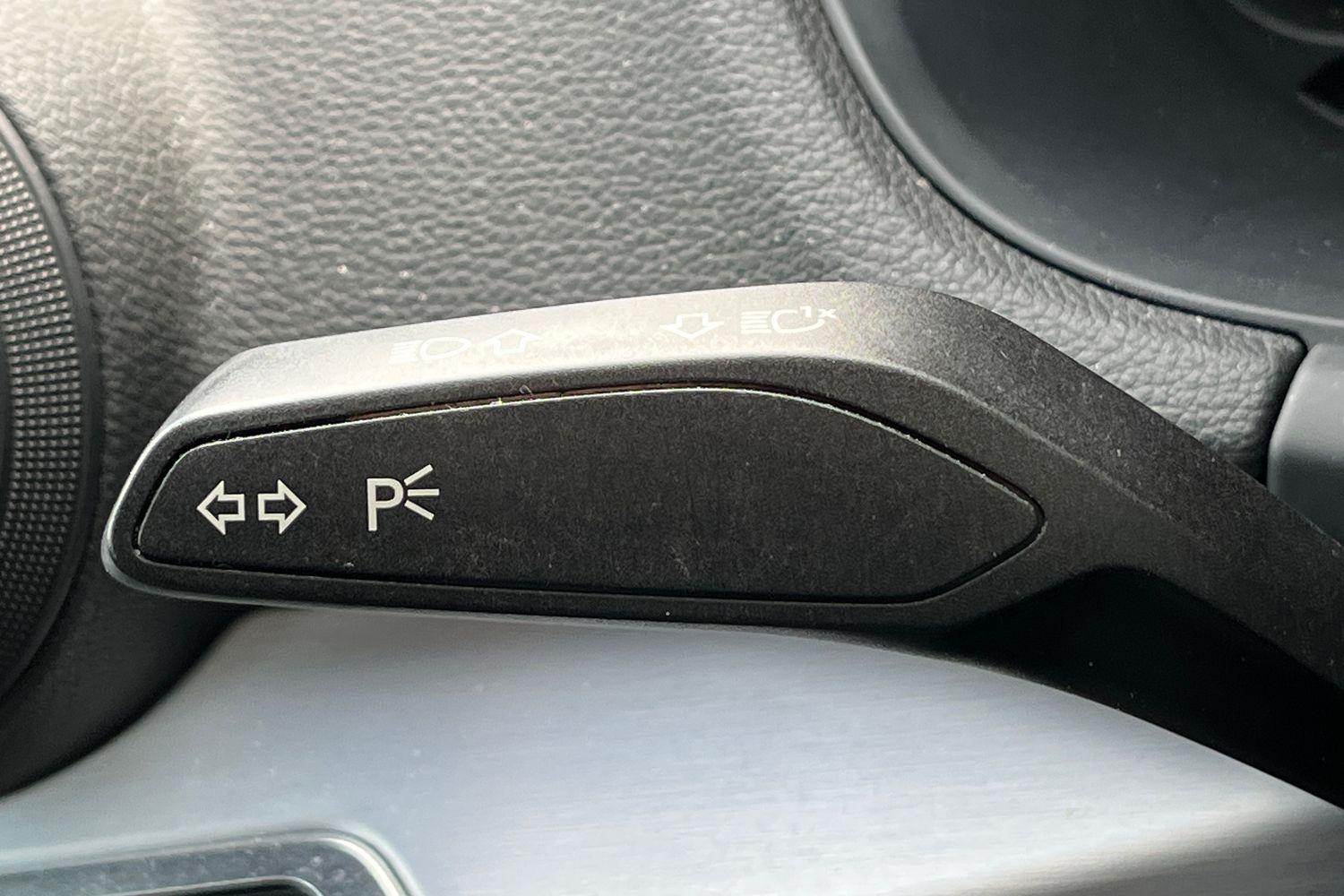 Audi Q2 Photo 13