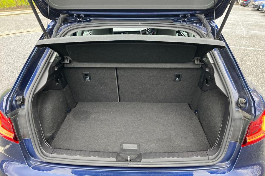 Audi A1 Photo autoimg-934a97ae8bb8bf3efb9510f57c90e5138426f0f0.jpg