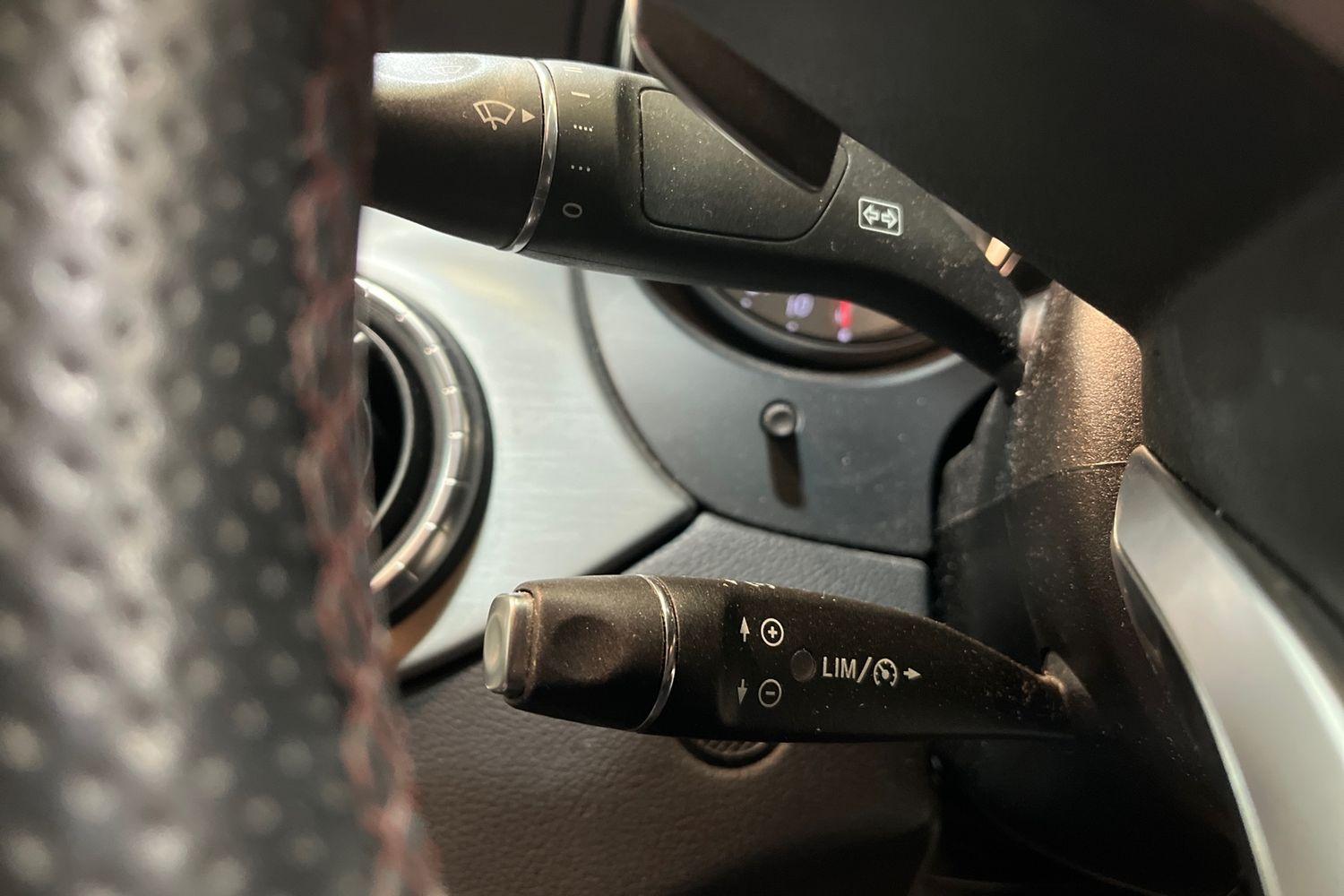 Mercedes-Benz CLA Photo 28