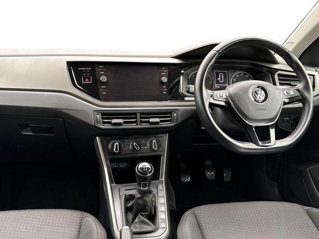 VOLKSWAGEN Polo Photo 11