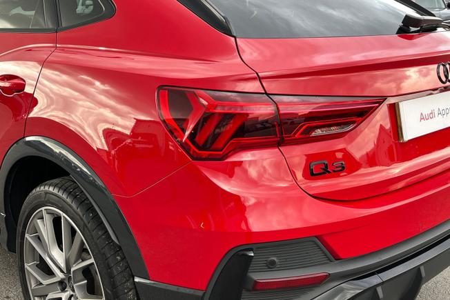 AUDI Q3 Photo 28