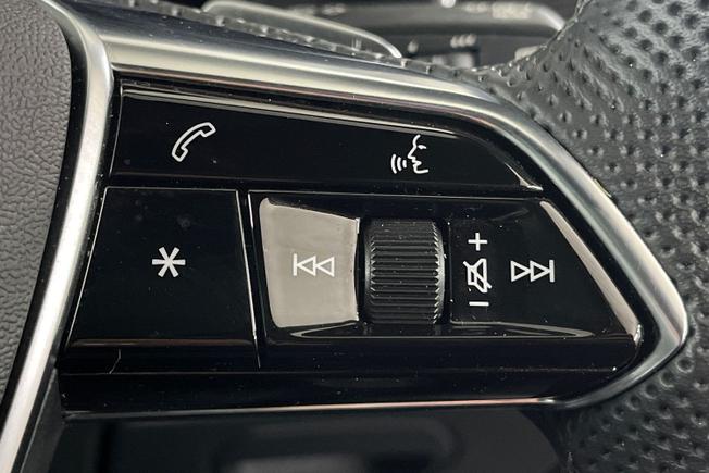 AUDI A6 Avant Photo 17