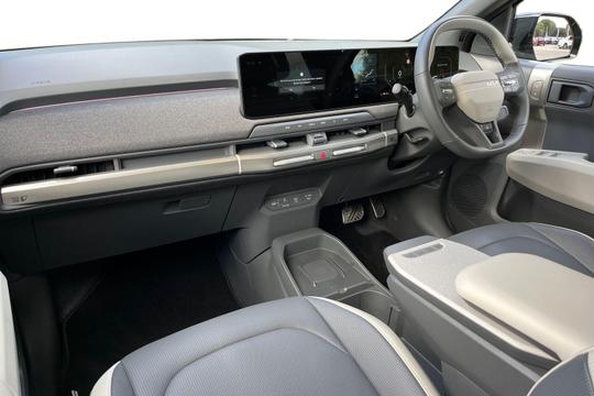 Kia EV3 Photo autoimg-935b20745c4eebd2aee2cd42b566aaf75072523d.jpg